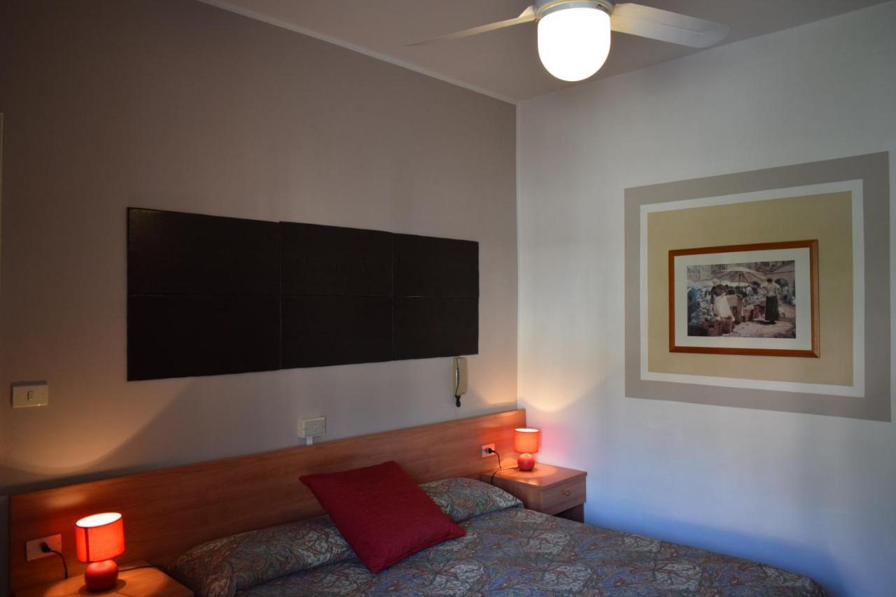 Albergo Al Pescatore Brenzone sul Garda Exteriér fotografie