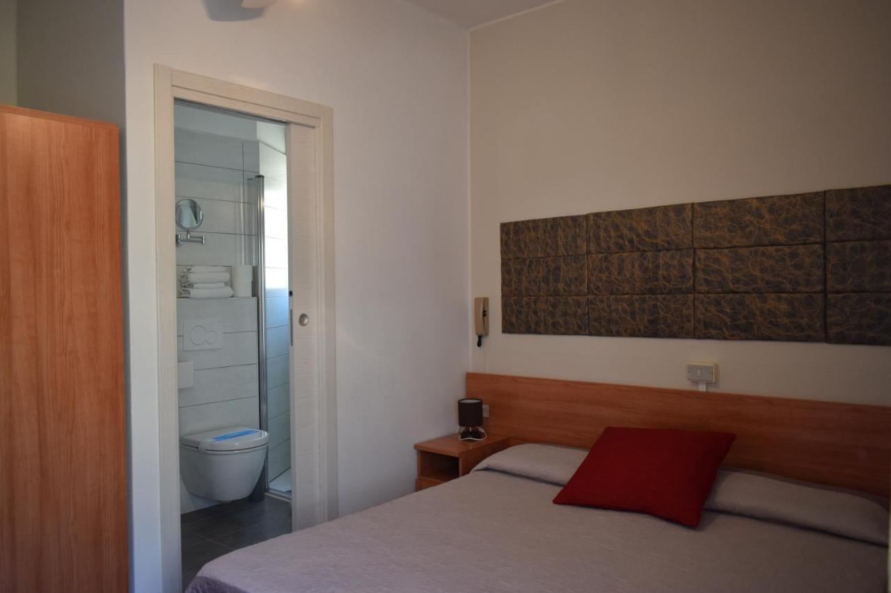 Albergo Al Pescatore Brenzone sul Garda Exteriér fotografie