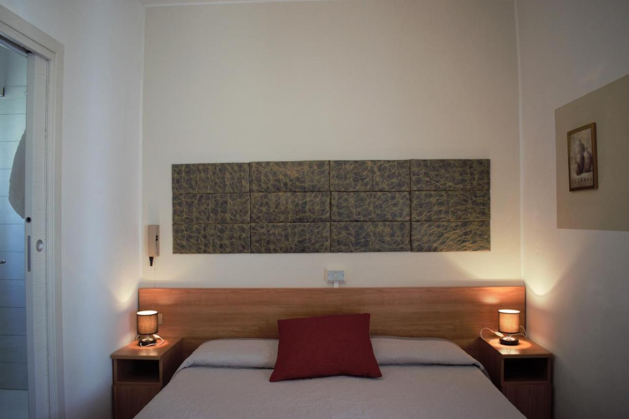 Albergo Al Pescatore Brenzone sul Garda Exteriér fotografie